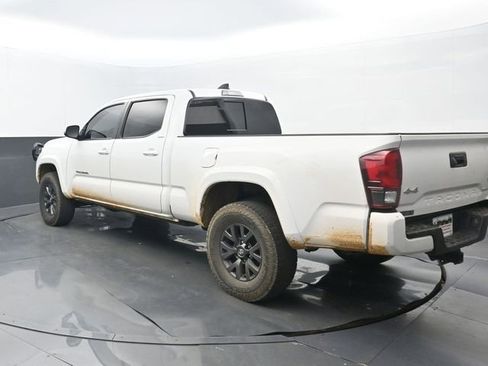 Used 2023 Toyota Tacoma SR5 w/ Technology Package AWD/4WD image 3