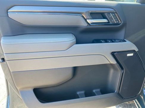 Certified 2026 Chevrolet Silverado 2500 ZR2 w/ LPO, Dark Essentials Package AWD/4WD image 17