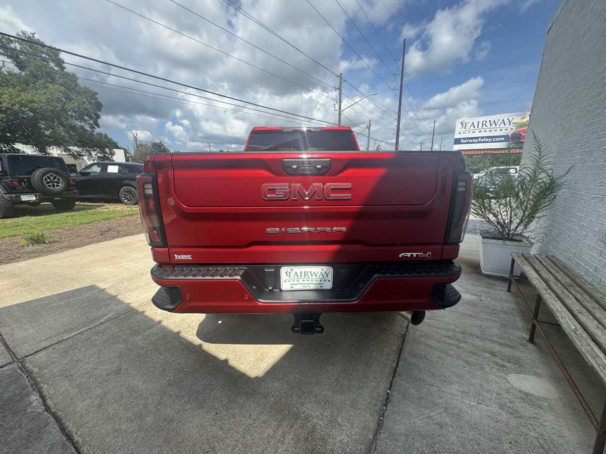 Used 2026 GMC Sierra 2500 AT4 AWD/4WD image 6