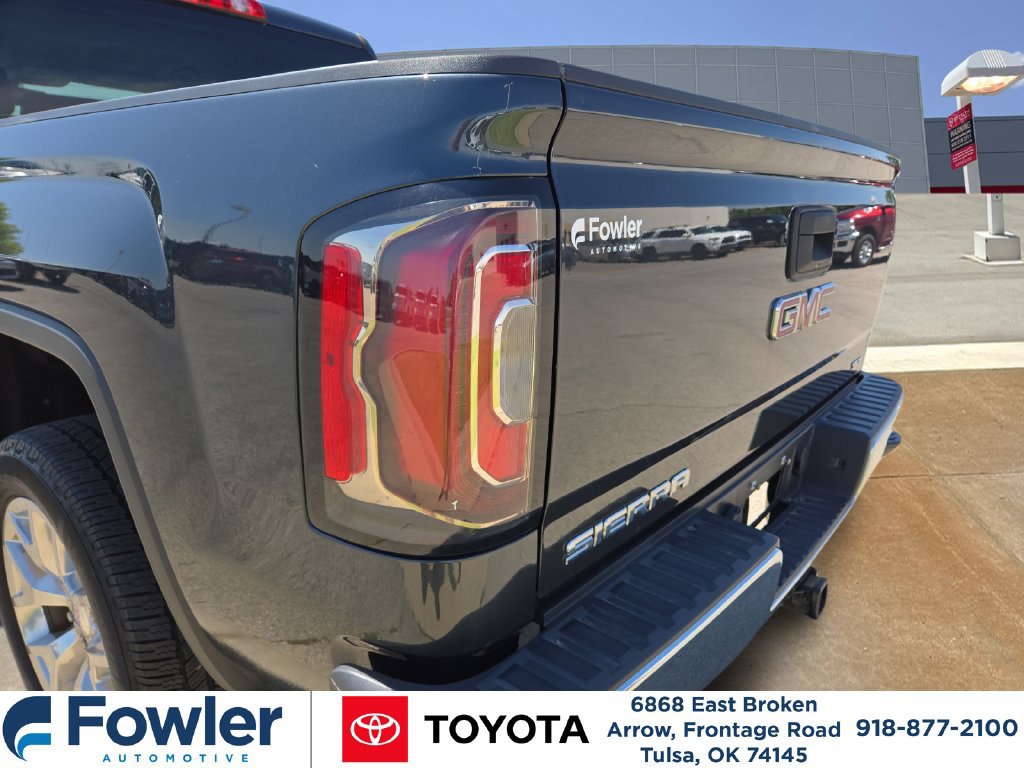 Used 2018 GMC Sierra 1500 SLT w/ SLT Premium Package AWD/4WD image 31