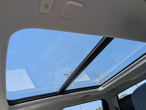 Used 2022 Toyota Tundra Limited image 26