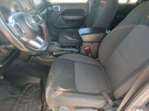 Used 2021 Jeep Gladiator Mojave w/ LED Lighting Group AWD/4WD image 11