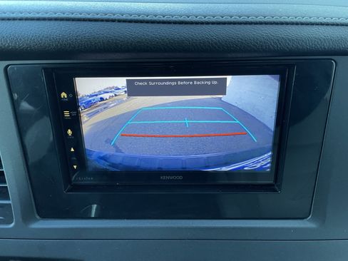 Used 2016 Toyota Sienna XLE image 27