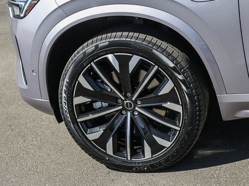 New 2026 Volvo XC90 T8 Ultra w/ Lounge Package AWD/4WD image 9