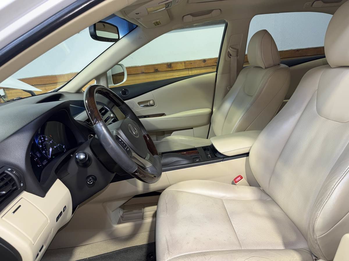 Used 2013 Lexus RX 350 FWD w/ Navigation Pkg image 16