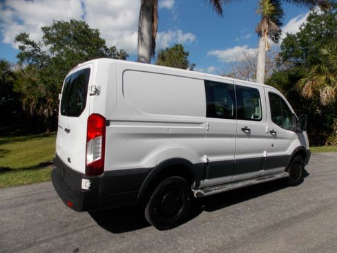 Used 2015 Ford Transit 250 130 Low Roof w/ Exterior Upgrade Package image 7