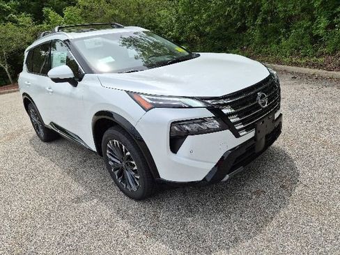 New 2026 Nissan Rogue Platinum AWD/4WD image 4