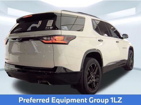 Used 2019 Chevrolet Traverse Premier w/ Redline Edition FWD image 4