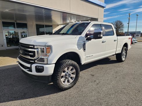 Used 2020 Ford F250 Platinum image 3