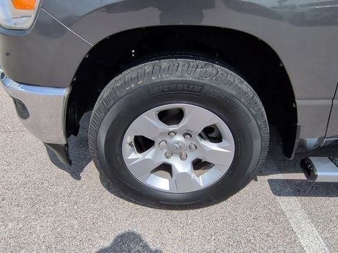 Used 2022 RAM 1500 Lone Star AWD/4WD image 42
