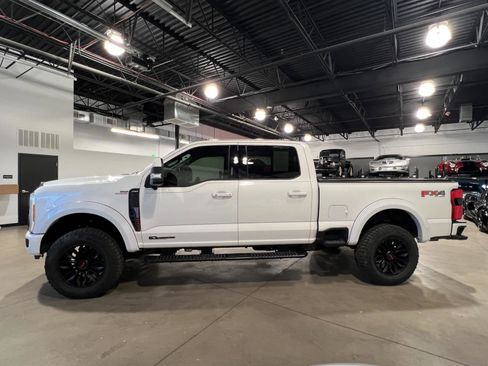 Used 2023 Ford F350 Lariat w/ Sport Appearance Package image 6