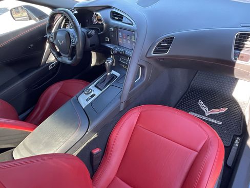 Used 2017 Chevrolet Corvette Z06 w/ Chrome Badge Package image 10