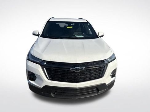 Used 2023 Chevrolet Traverse LT FWD image 8