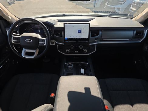 Certified 2023 Ford Expedition Max XLT image 14