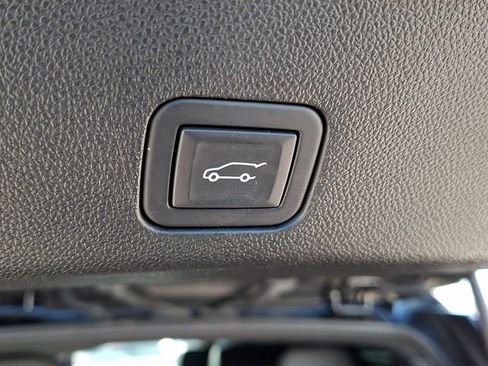 Used 2024 Chevrolet Tahoe High Country image 27