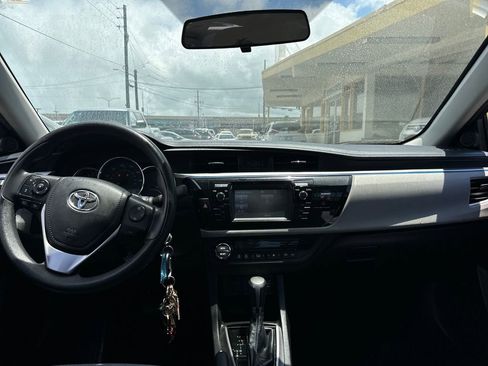 Used 2016 Toyota Corolla LE FWD image 13