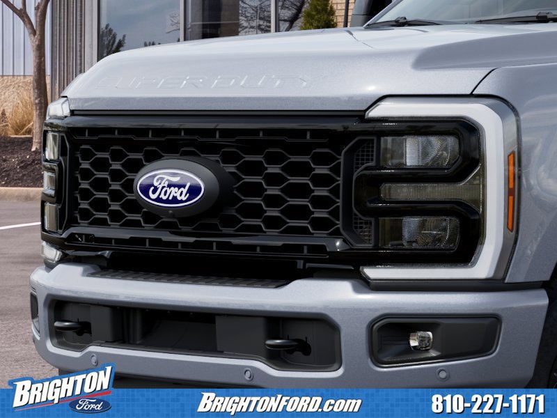 New 2027 Ford F350 Lariat w/ Black Appearance Package AWD/4WD image 17