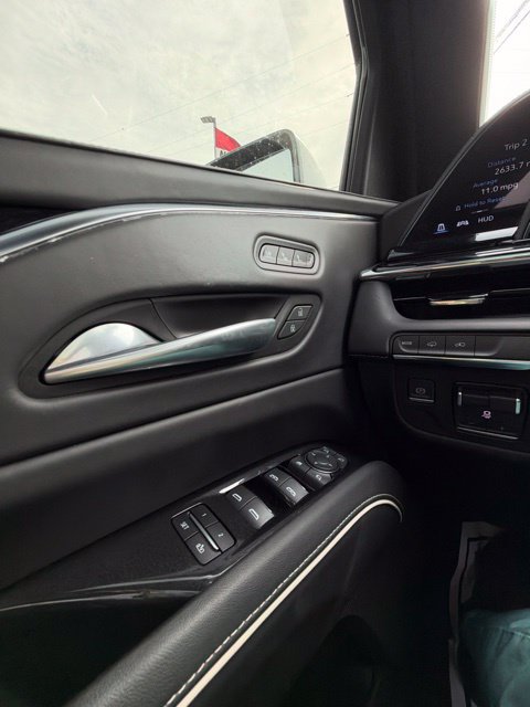 Used 2023 Cadillac Escalade V AWD/4WD image 23