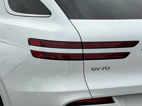 New 2025 Genesis Electrified GV70 Advanced w/ Prestige Package image 27