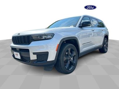 Used 2023 Jeep Grand Cherokee L Laredo