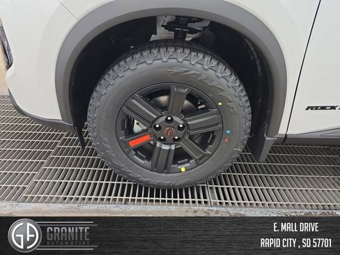 New 2026 Nissan Rogue SV AWD/4WD image 26
