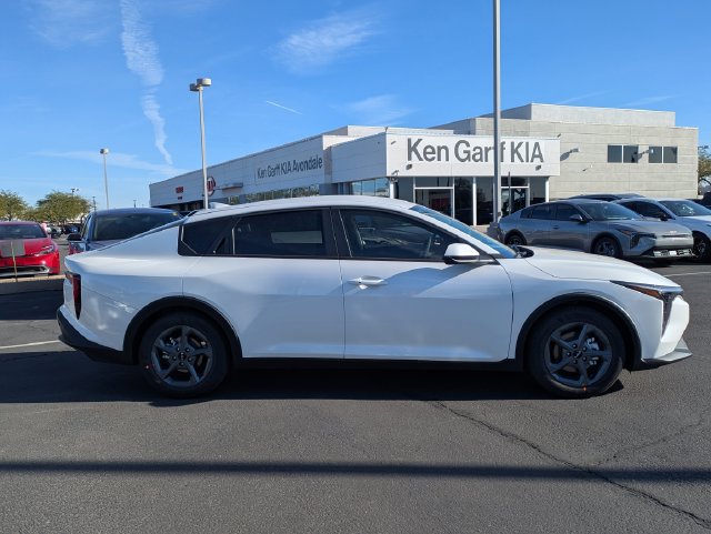 Certified 2025 Kia K4 FWD image 6