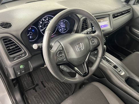 Used 2021 Honda HR-V Sport image 17