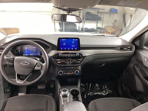 Used 2025 Ford Escape Active w/ Cold Weather Package AWD/4WD image 15