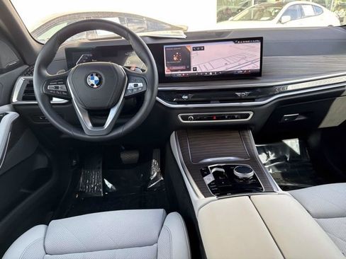 Used 2026 BMW X5 sDrive40i RWD image 17
