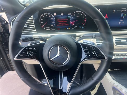 Certified 2025 Mercedes-Benz GLE 450 4MATIC image 18
