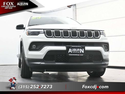 Used 2023 Jeep Compass Latitude AWD/4WD image 20