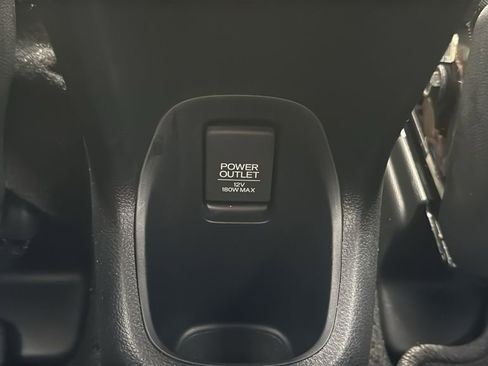 Used 2019 Honda HR-V EX-L image 18