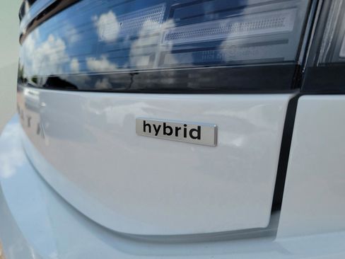 New 2025 Hyundai Sonata SEL image 7