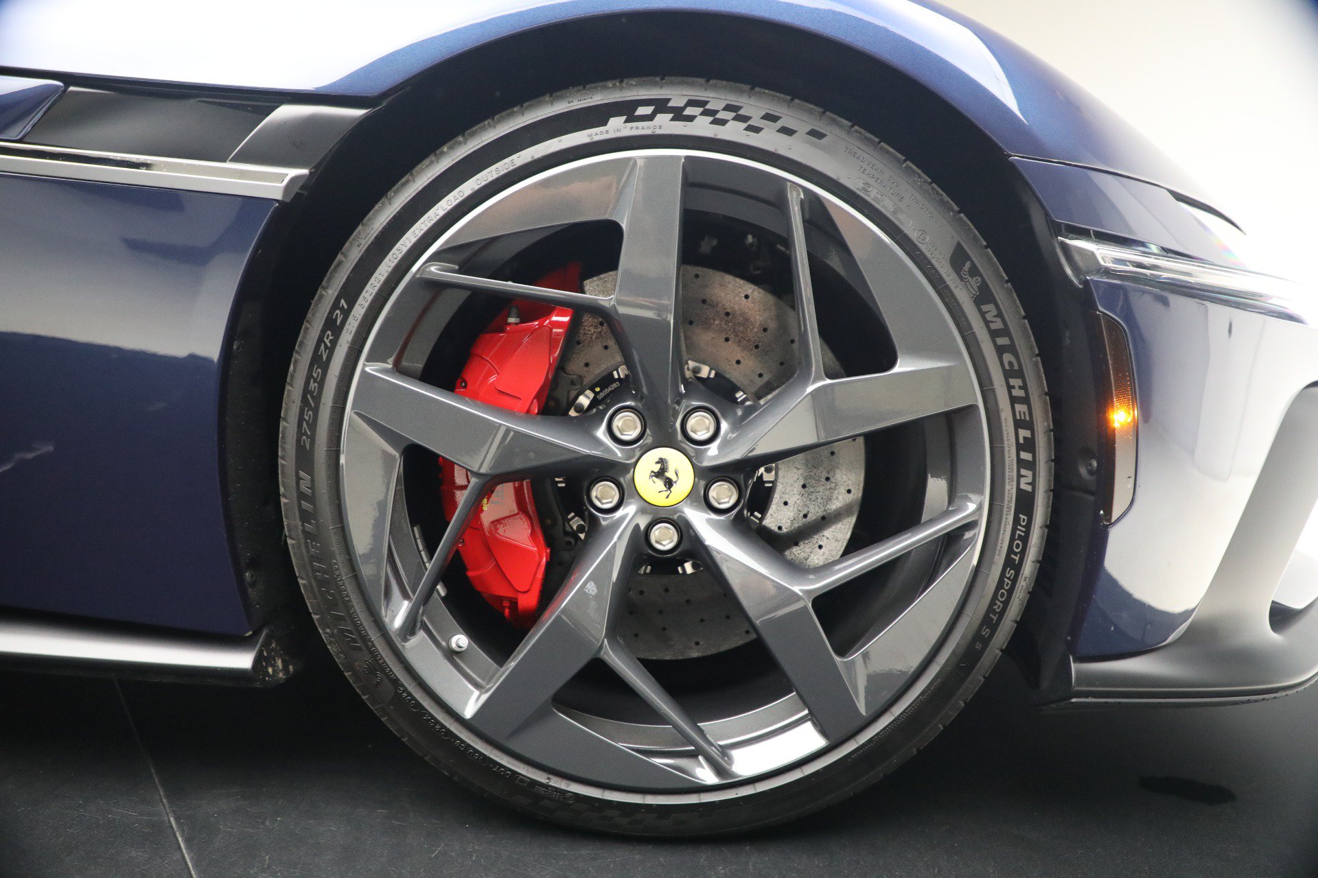 Certified 2025 Ferrari 12Cilindri RWD image 21