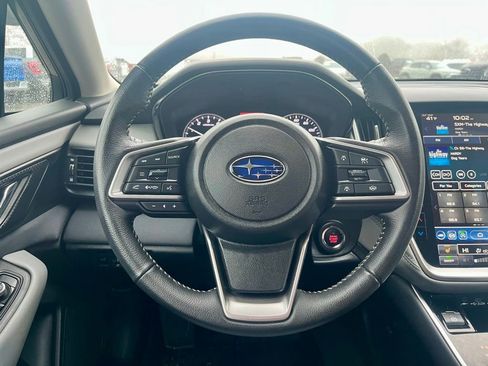 Used 2025 Subaru Outback Premium AWD/4WD image 19