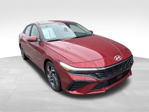 New 2026 Hyundai Elantra Limited FWD image 4