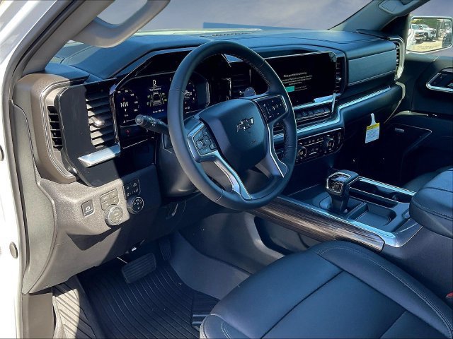 New 2026 Chevrolet Silverado 1500 RST AWD/4WD image 9