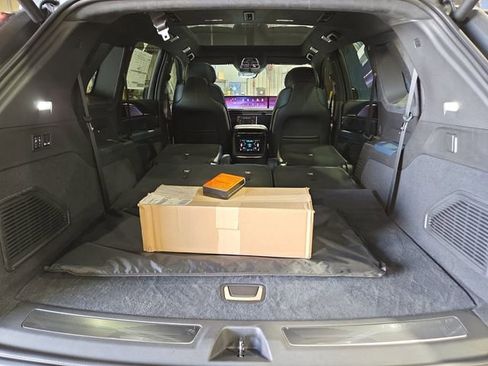 New 2026 Cadillac Escalade IQ Luxury 2 image 43