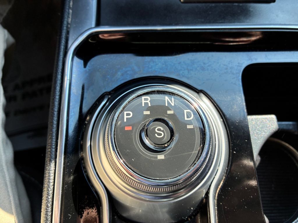 Used 2019 Ford Edge ST w/ Equipment Group 401A AWD/4WD image 16