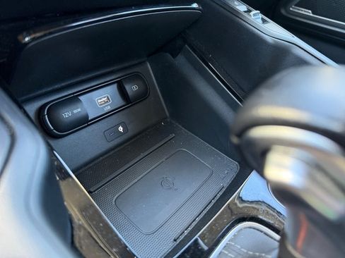 Used 2022 Kia Telluride S AWD/4WD image 37