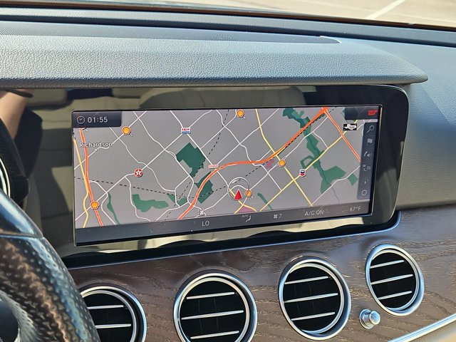 Used 2018 Mercedes-Benz E 300 image 13