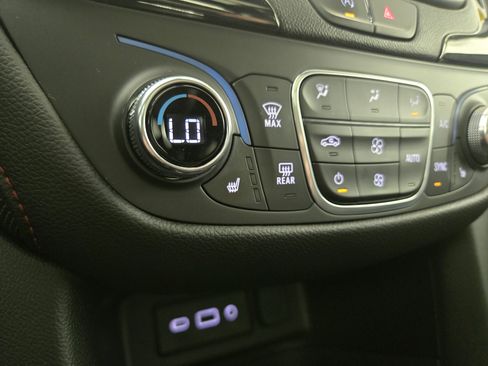 Certified 2022 Chevrolet Equinox RS image 27