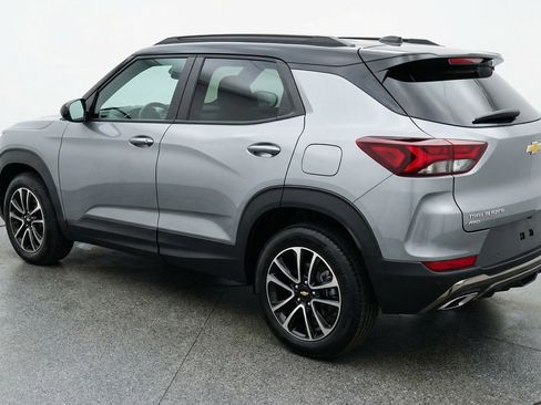 Used 2025 Chevrolet TrailBlazer LT image 6