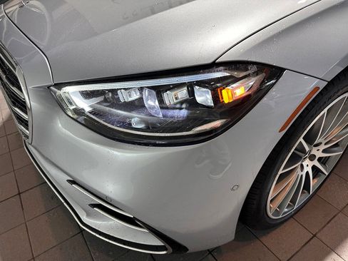 Certified 2021 Mercedes-Benz S 580 S 580 4MATIC AMG Line image 31