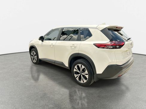 Used 2023 Nissan Rogue SV FWD image 6