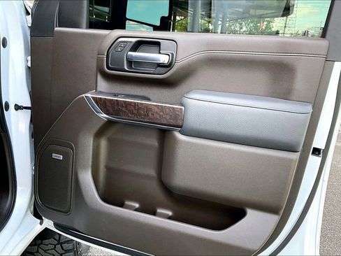 Used 2022 GMC Sierra 2500 Denali image 15