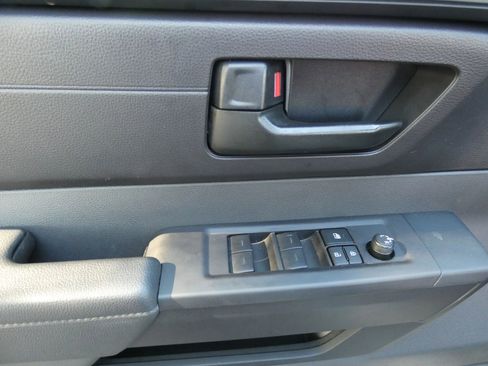 Used 2025 Toyota Tundra SR image 55