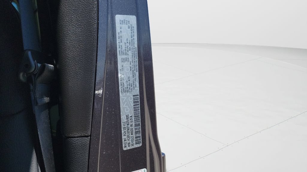 New 2026 Jeep Wrangler Unlimited Sahara AWD/4WD image 28