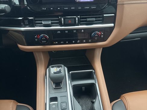 Certified 2025 Nissan Pathfinder Platinum w/ Cargo Package image 41