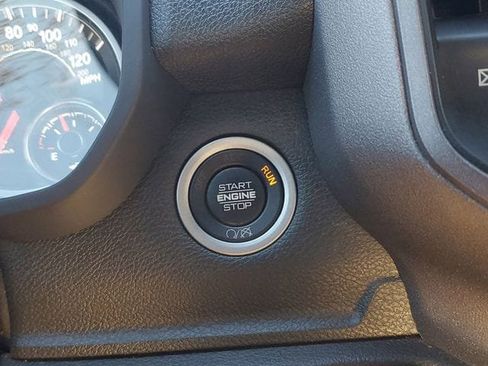 Certified 2022 RAM 2500 Tradesman w/ Chrome Appearance Group image 34